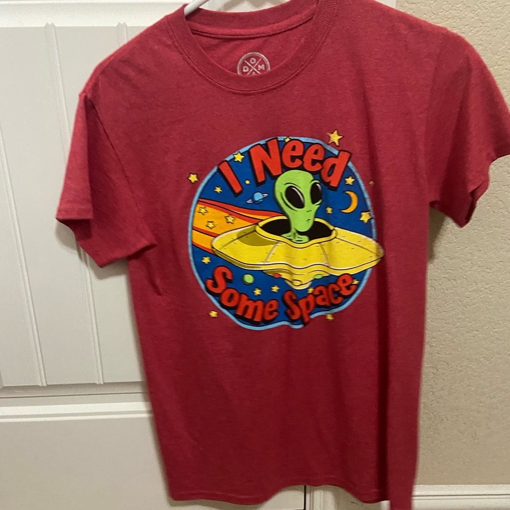 Tee shirt